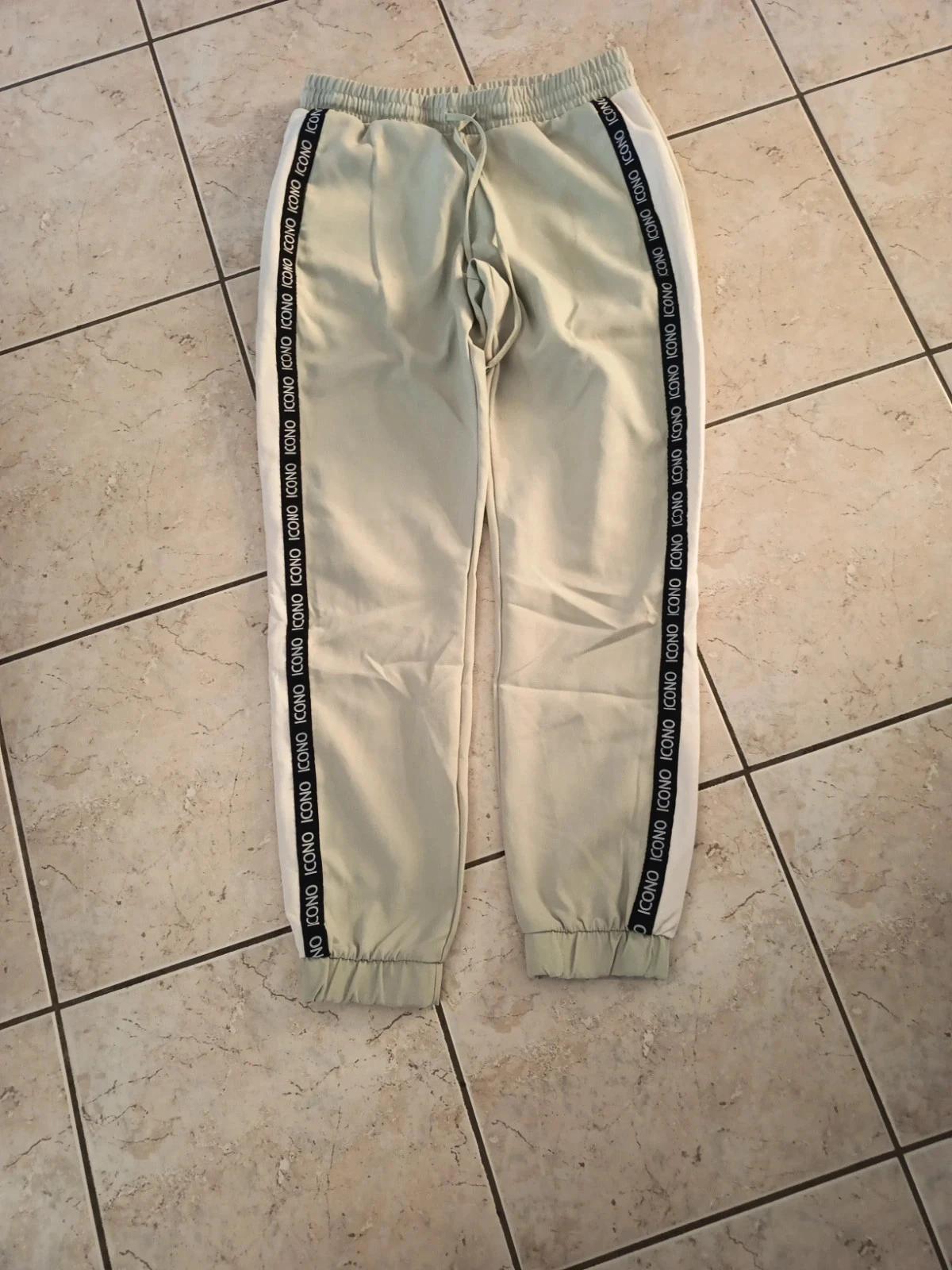 Pantalon sport Amisu